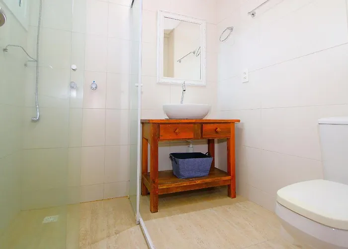 1079 - Apartamento Com Vista Para O Mar Em Bombinhas